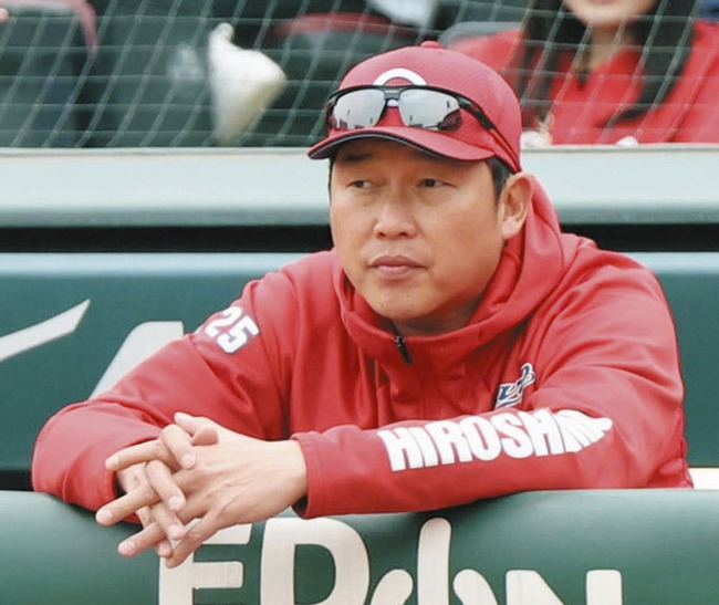 広島・新井貴浩監督(2位4位5位4位)←こいつの評価ｗｗｗｗｗｗｗｗｗ