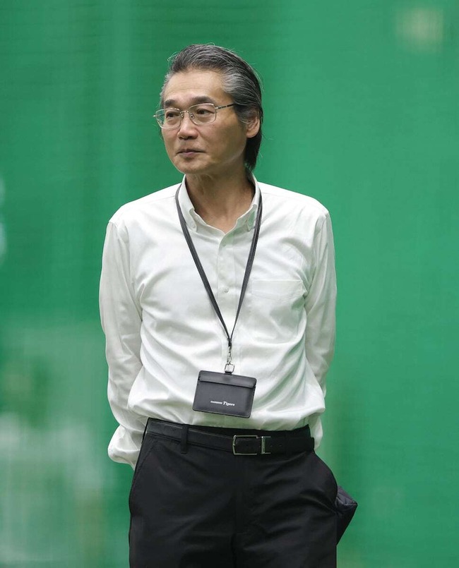 【朗報】阪神・嶌村聡球団本部長「少しステータスの高い外国人選手に行く」