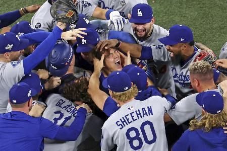 b8b7e0d588d149439857420c413fa863_1