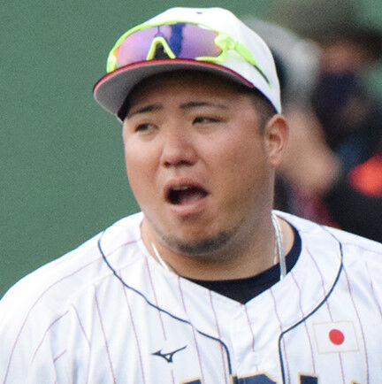 【悲報】山川穂高さん、筋肉が落ち体重激減で精神的に限界…温情トレード案も浮上