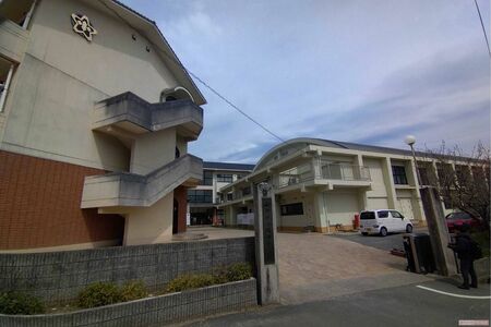 img_3fac6277a21678570f6eafc167ddf3a296642