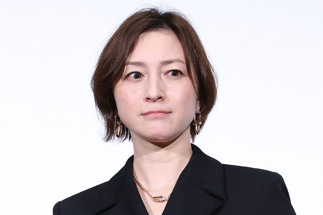 hirosue_ryoko_eyc