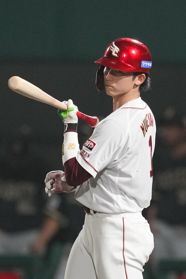 楽天・宗山塁(23)、イケメンで指標も優秀なのにイマイチ地味な理由