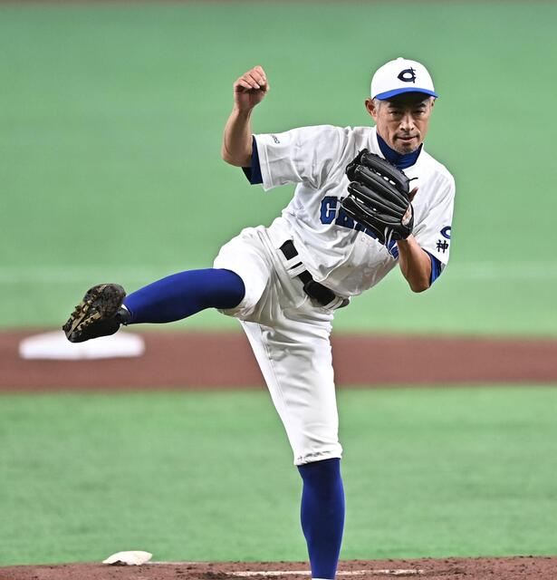 12球団監督「叩かれまくるけど責任持ってがんばるぞ…」イチロー「さ、女子校生と野球しましょっかね」