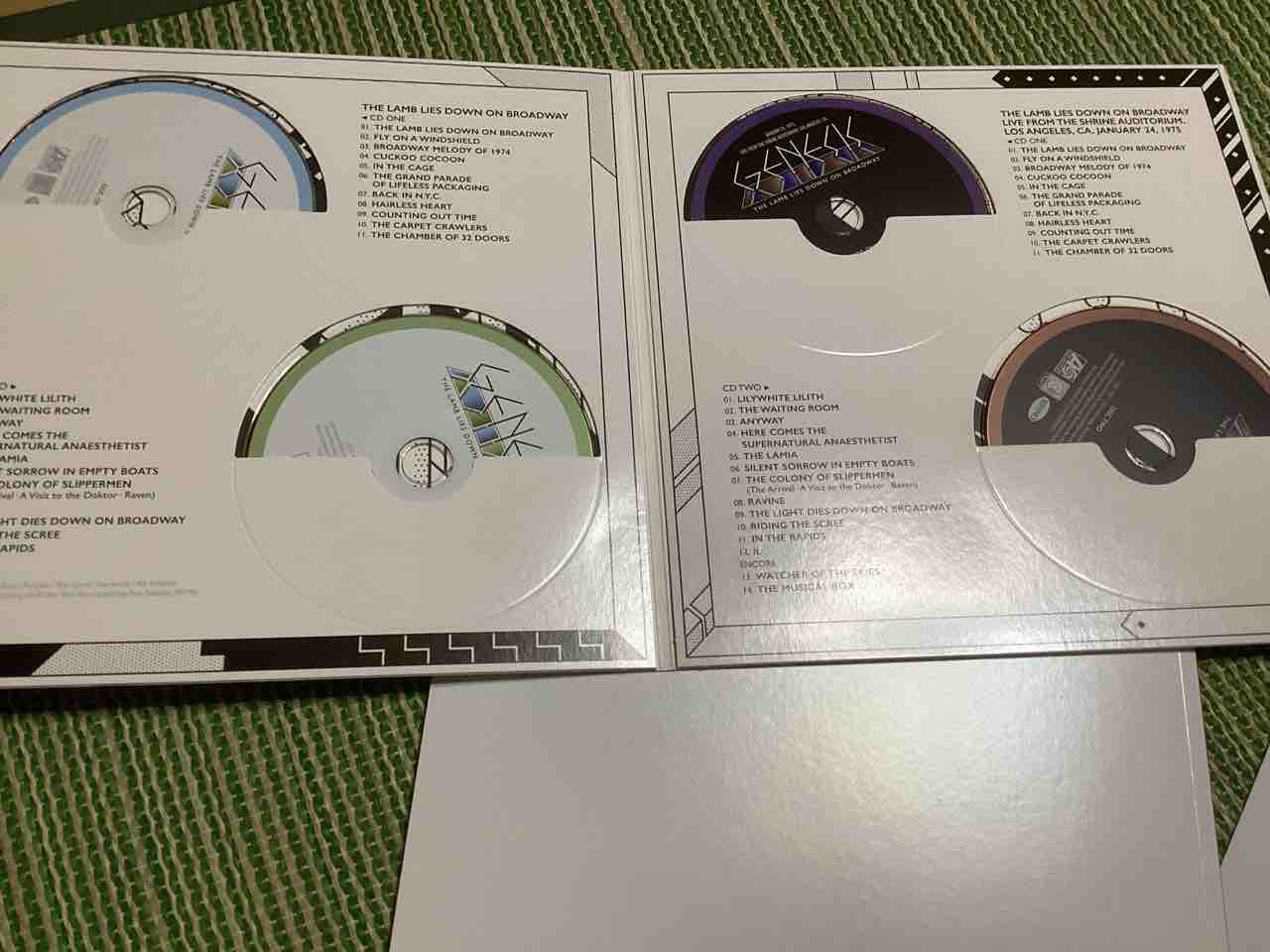 眩惑のブロードウェイ【50周年記念スーパー・デラックス・エディション】 Amazon.co.jp: 眩惑のブロードウェイ [50周年記念スーパー