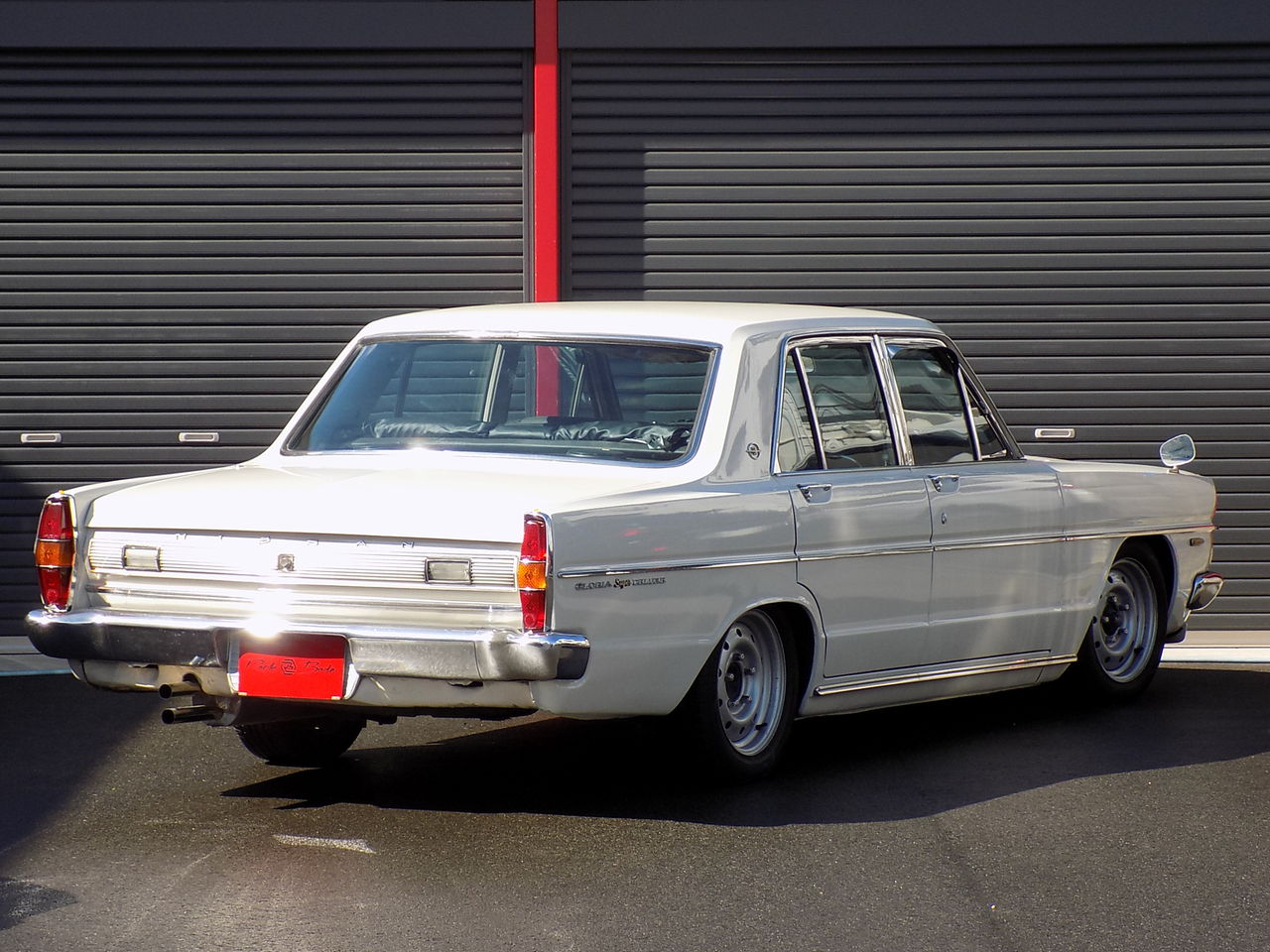 超希少 昭和レトロ 日産グロリア 三代目人気のタテグロ タバコケース