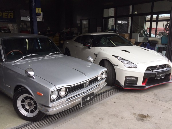 963