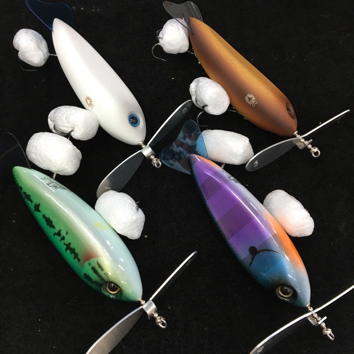 7フィート8インチ(Hアクション)ルアーロッド 虹色 バット側SVF 7フィート8インチ(Hアクション)ルアーロッド 虹色 バット側SVF