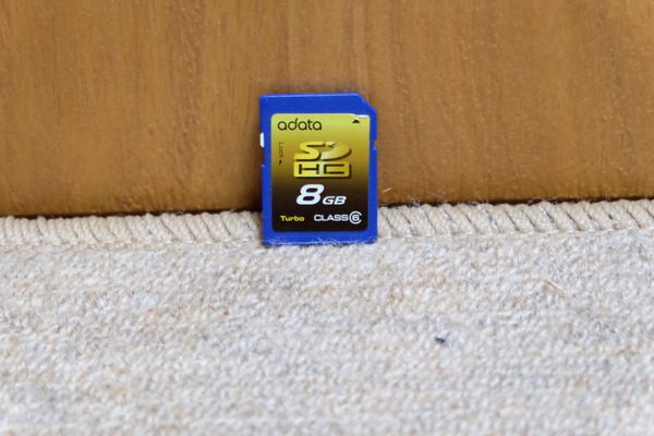 SDカード SDHC 8GB Class6