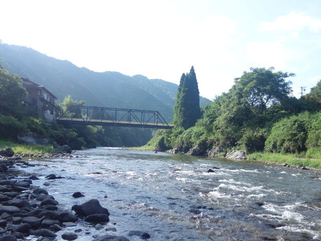 合言葉は雷雨決行 ロッキンヘアーでゆられたい
