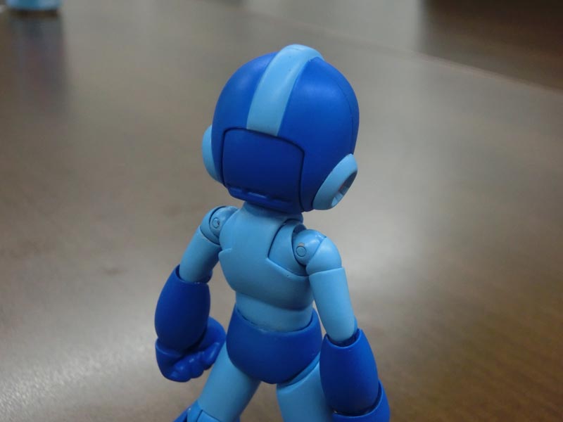衝撃のサイズ驚愕の可動！千値練の新カテゴリ「4インチネル」に