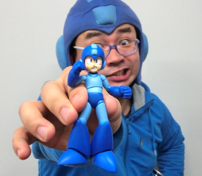 衝撃のサイズ驚愕の可動！千値練の新カテゴリ「4インチネル」に