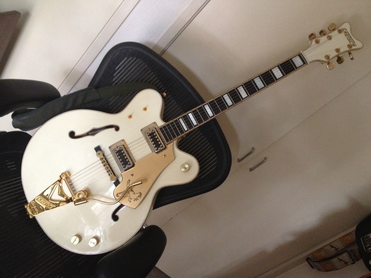 ホワイト ファルコン Yoshiyuki Yatsuhashi Guitar Blog