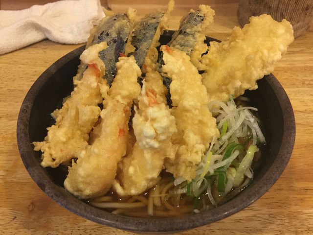 水道橋 とんがらし 極上の天ぷらをいただける立ち食いそば店 だかさんの外食万歳 Pontaboxz 水道橋 とんがらし 極上の天ぷらをいただける立ち食いそば店 だかさんの外食万歳 Pontaboxz