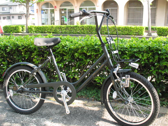 ブリヂストン ベガス カーキ