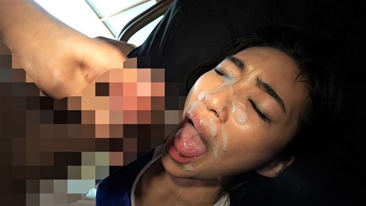 上原みくに顔射