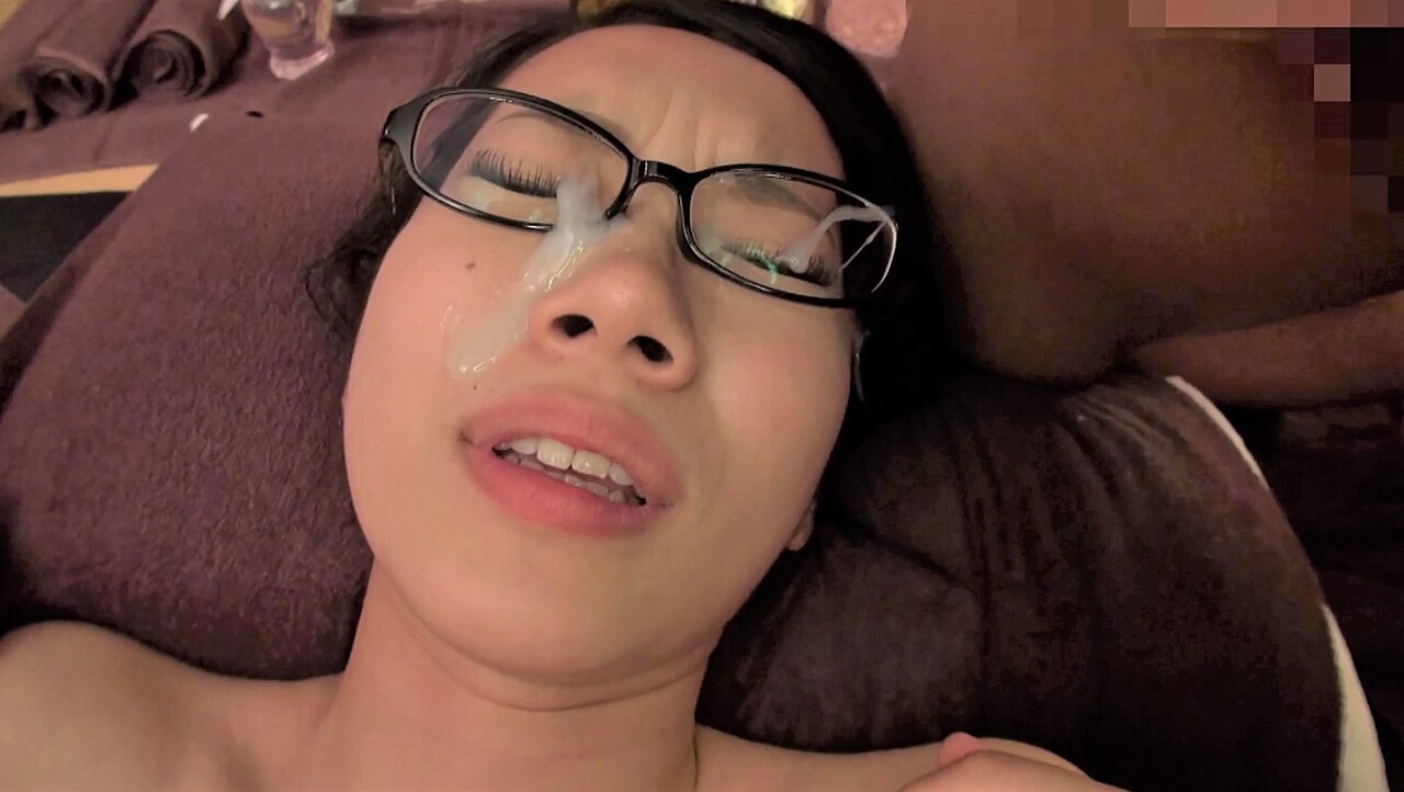 メガネ女への顔射画像 メガネっ娘に顔射をキメたエロ画像まとめ レンズに向かってぶっかけろ! : フェチ向けエロ画像 パーツ別「女体V」