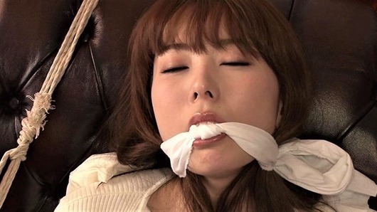 波多野結衣に布猿轡