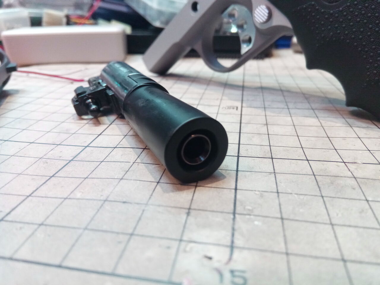 フォートレス・ミリブロ出張所:『ガバ用イカスウェポンライト』！ 東京