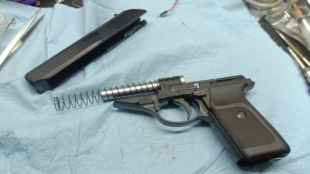 KSC P230 の修理とブローバックエンジンの 互換性 に関して