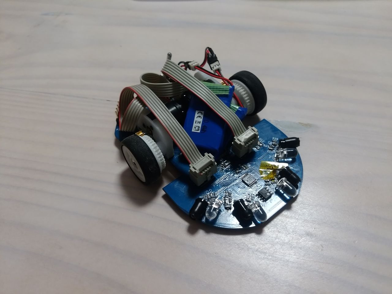 Cheeseでマイクロマウス 作りませんか 東京工業大学 ロボット技術研究会 Cheeseでマイクロマウス 作りませんか 東京工業大学 ロボット技術研究会