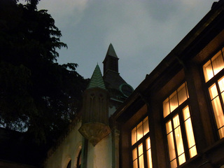 R0010389