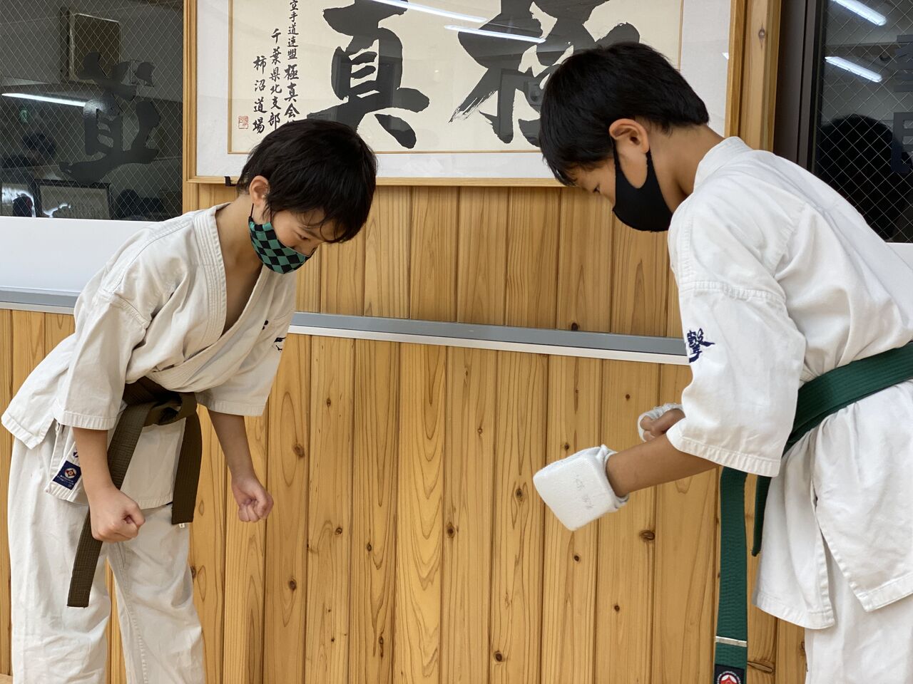 空手で学ぶ礼儀と作法 地上最強のカラテ 極真