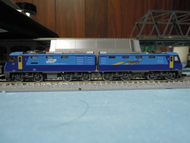 誰が呼んだか ろじゃおのしっぽ