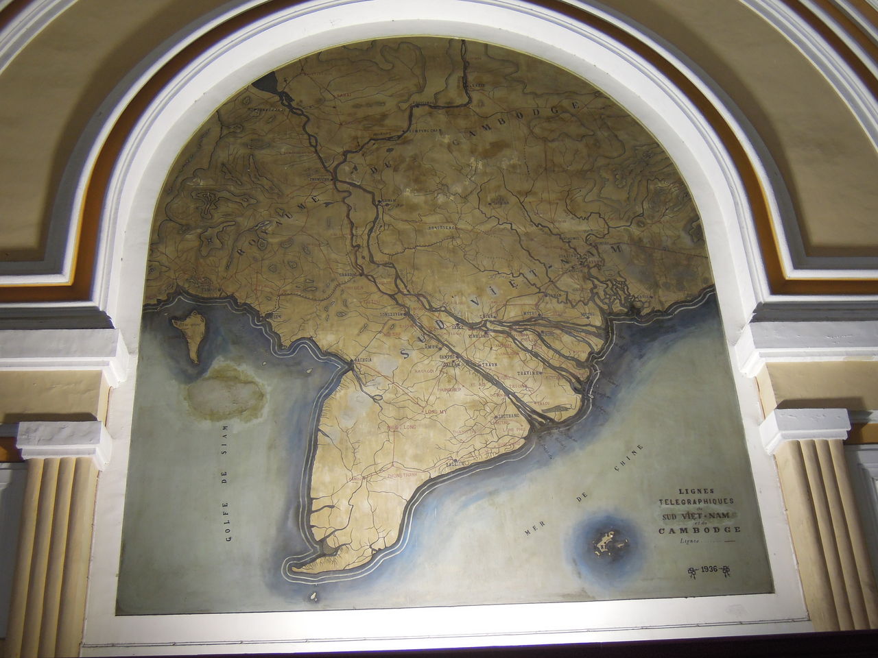 ベトナム7日目 ベトナム観光 フランス統治時代のステキな建物 : 旅いちご