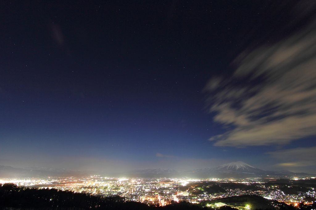 イヴから聖夜へ 岩山展望台 一本桜 ろくすけの手帳 イヴから聖夜へ 岩山展望台 一本桜 ろくすけの手帳