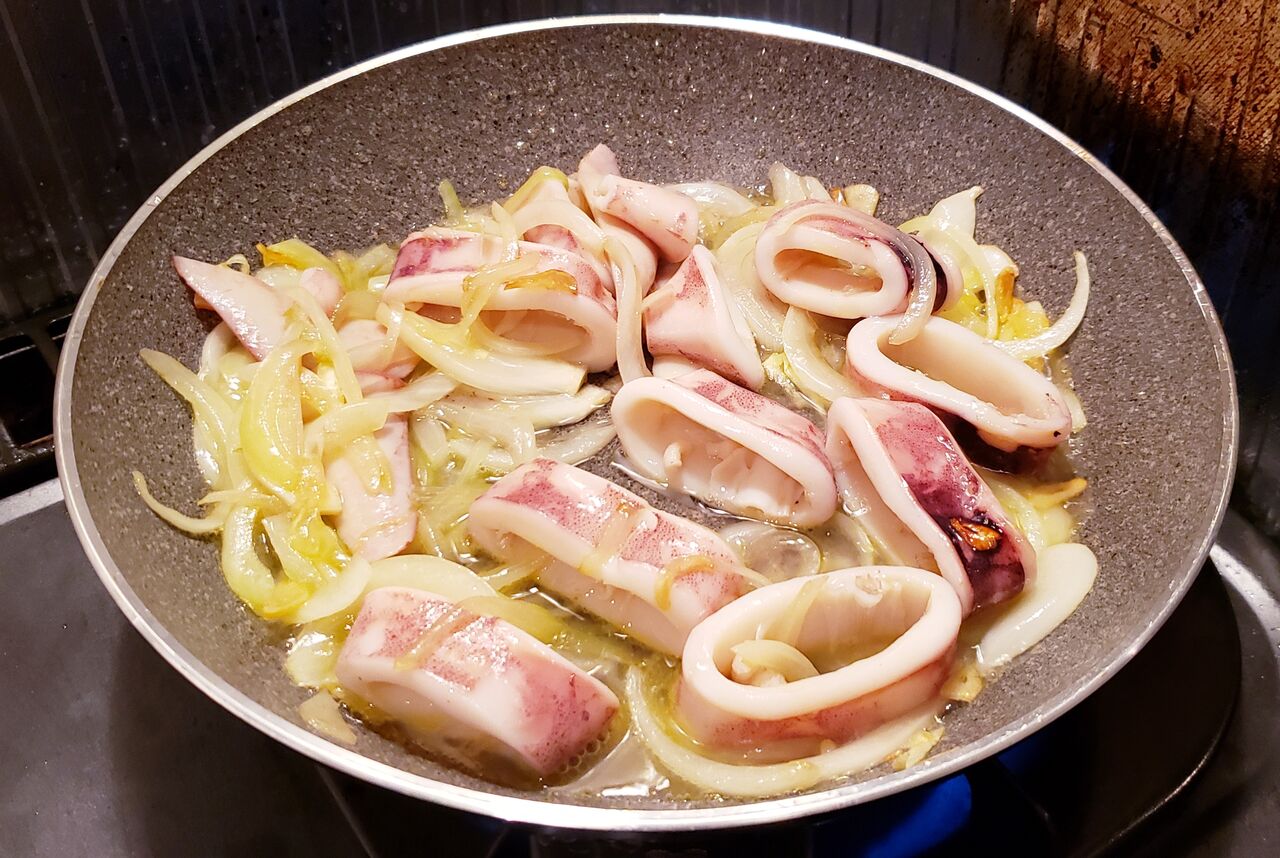 美味しいイカ料理 簡単に出来るイカのトマト煮込み Enjoy Life 情報局 美味しいイカ料理 簡単に出来るイカのトマト煮込み Enjoy Life 情報局