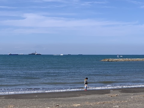 EAB3AC13-DF40-4F12-8428-A88031872A9A