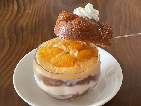 DA95BD63-CBD8-4BD6-B4C0-26BF7C8221A1