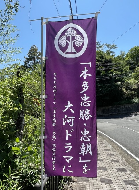 0FF17CD4-6445-4C31-A01F-F683814D2E9A