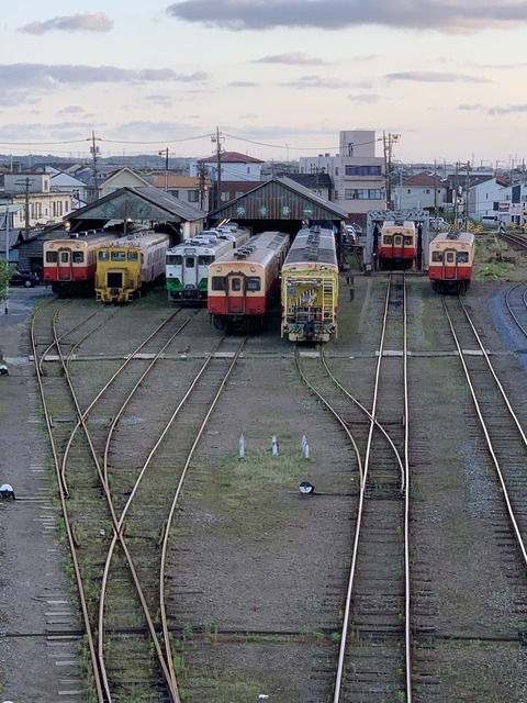 AE6A44D4-9CD6-4D25-A304-E4A4F76195FA