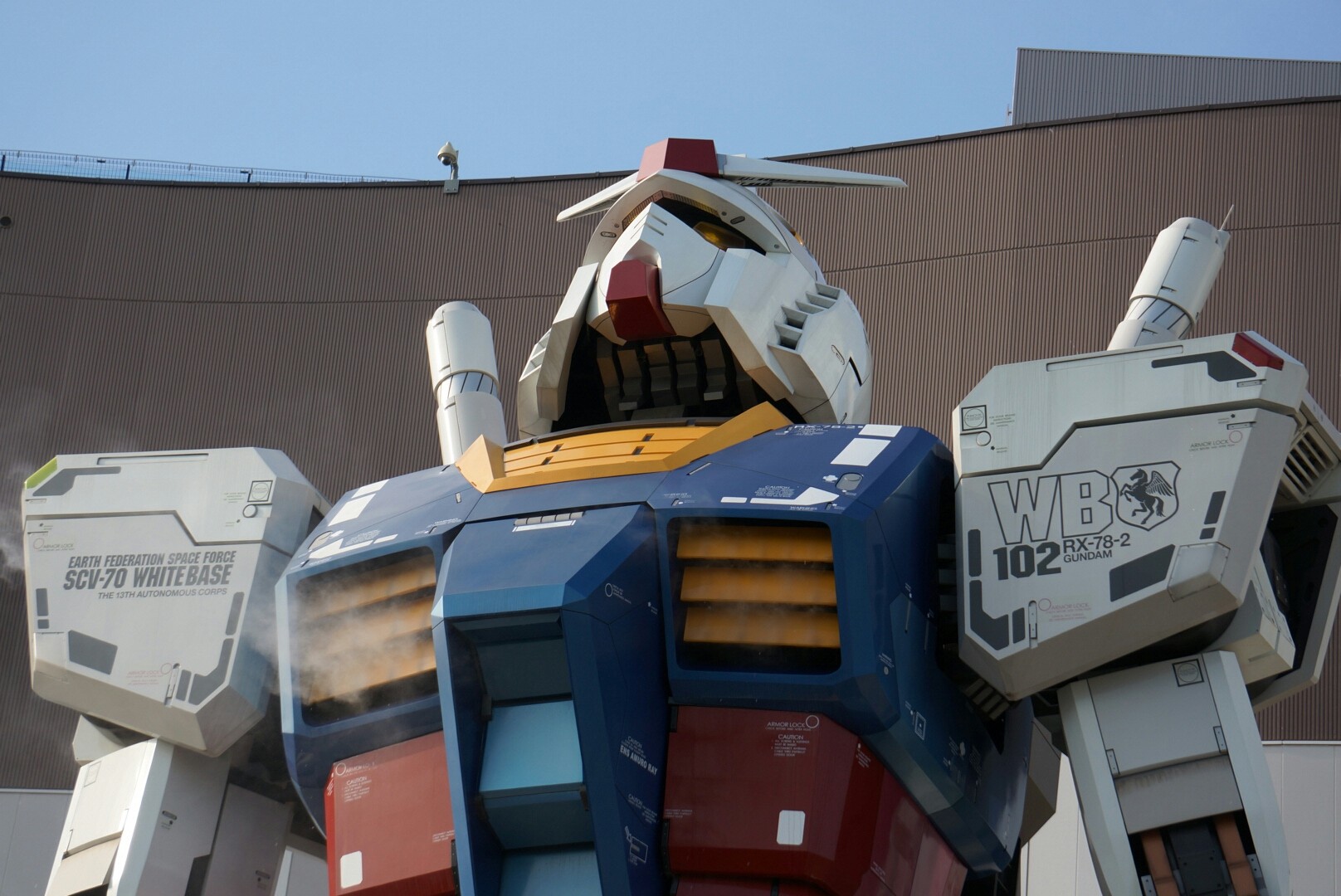 等身大ガンダム Xx踊る介護福祉士xx