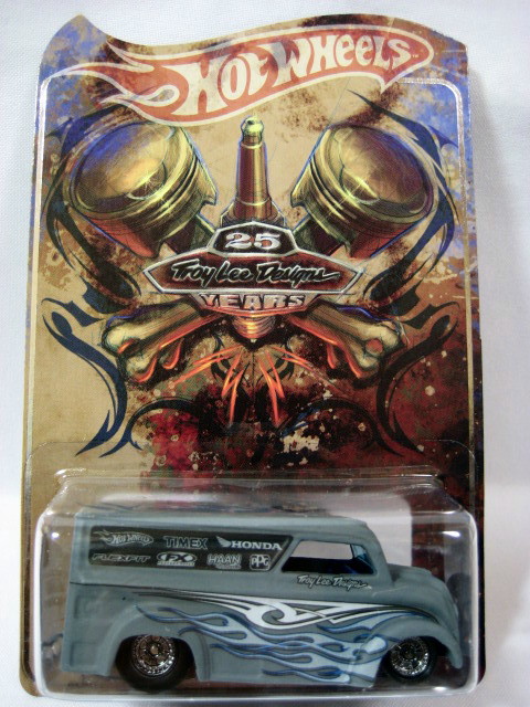 Hotwheels 直筆サインTroy Lee Designs Employee 2002 hot wheels TROY LEE DESIGNS 38 FORD COE both BLUE