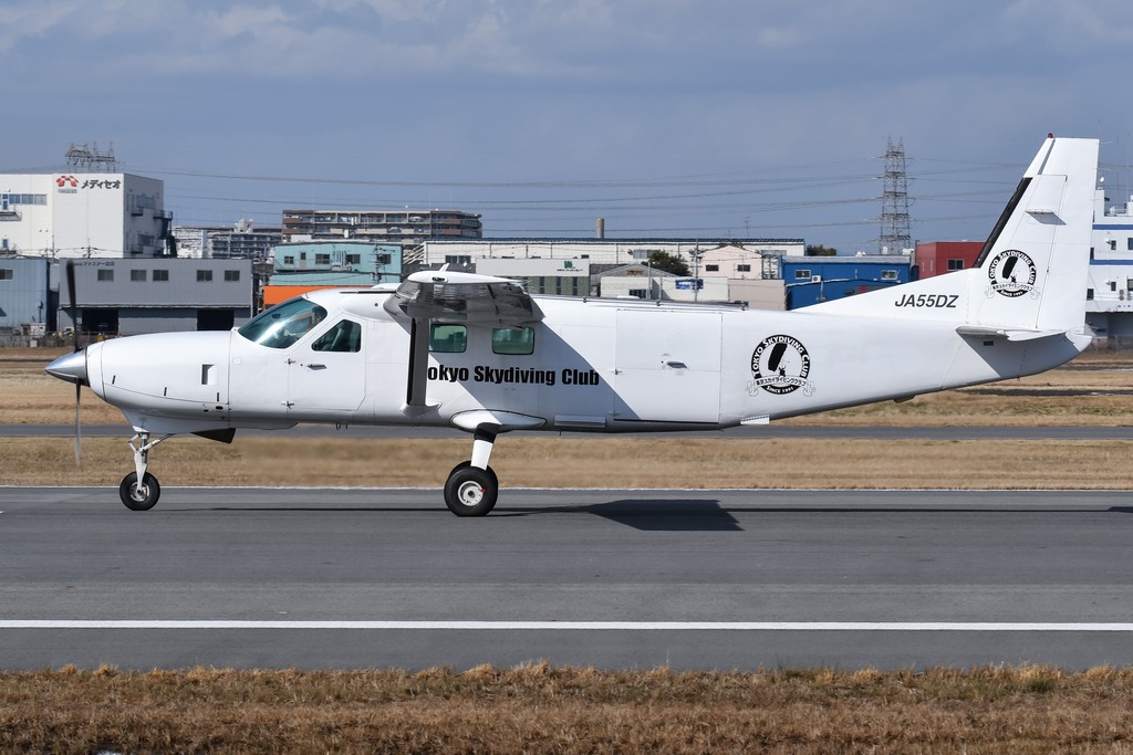 2023年2月25日(土) 八尾飛行場 : Library of Skies （外来機待機室）