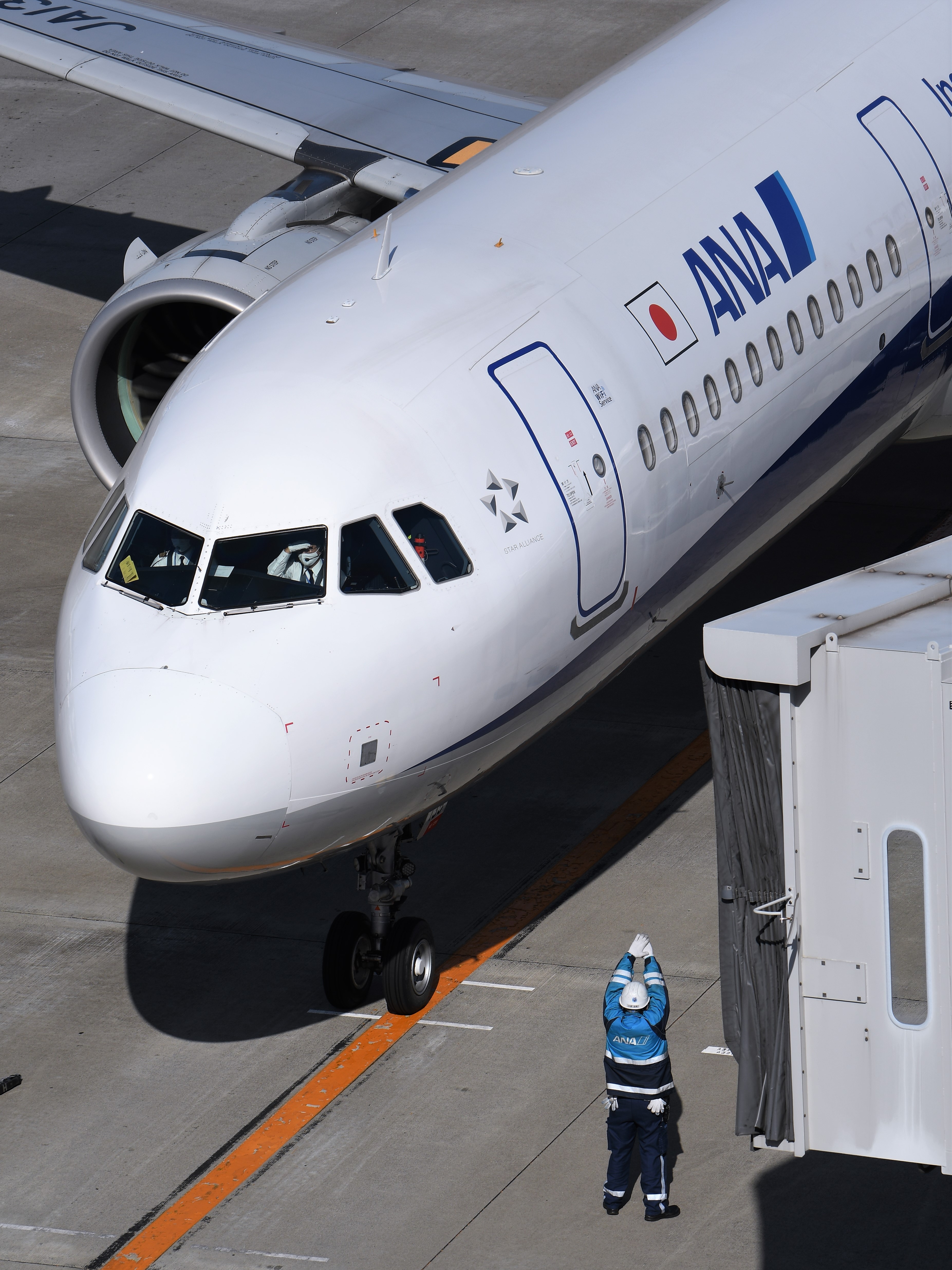 21年2月27日 土 羽田空港 外来機待機室 21年2月27日 土 羽田空港 外来機待機室