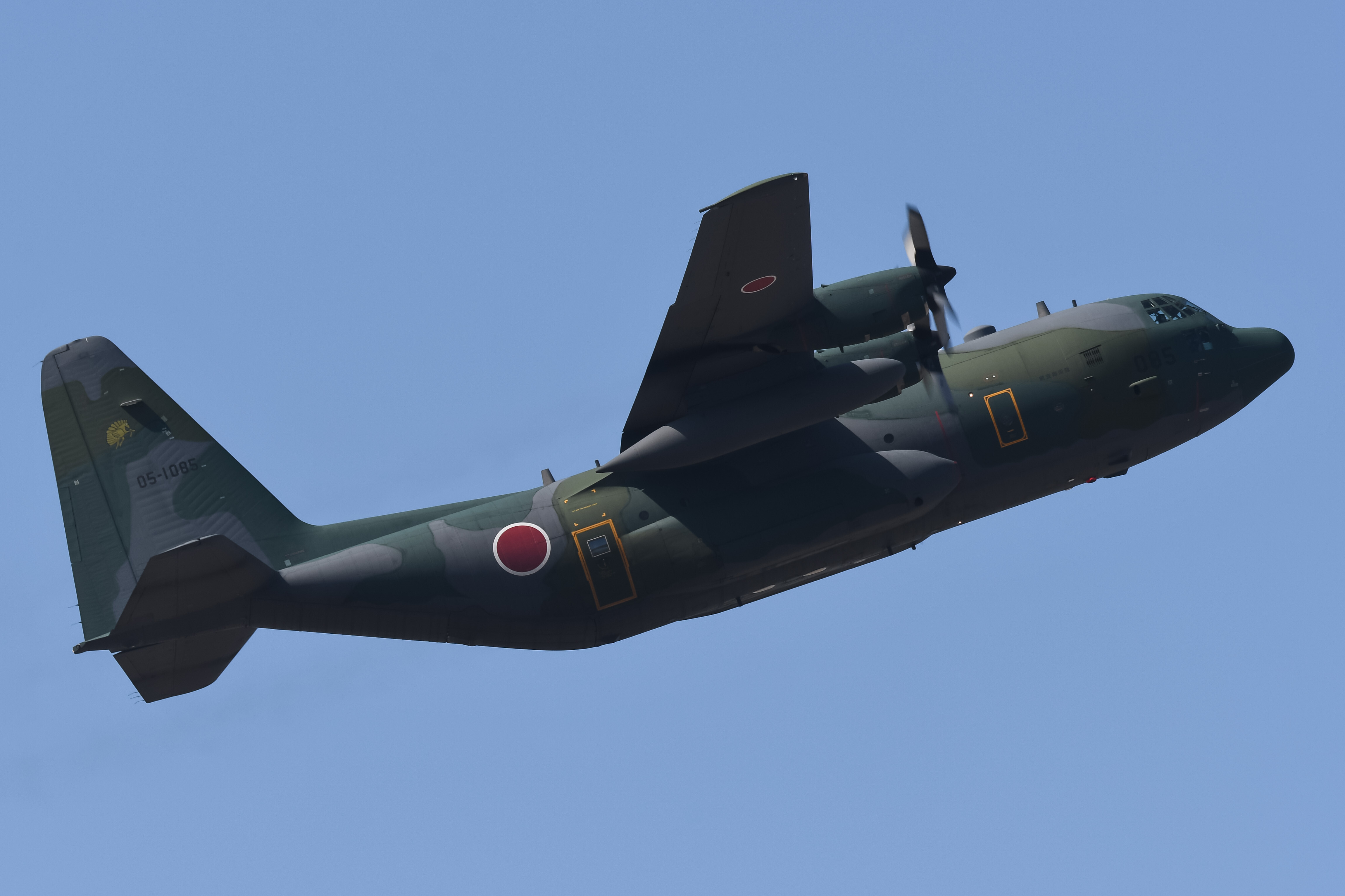 小牧基地オープンベース2024 飛行展示 : Library of Skies （外来機待機室）