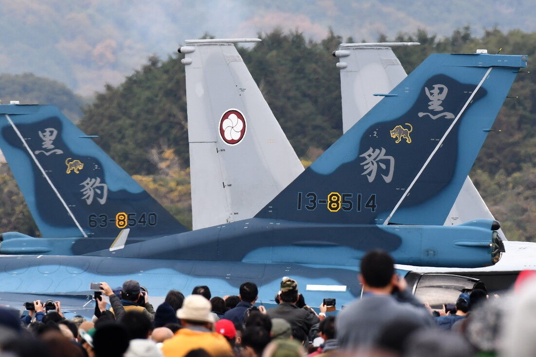 築城基地航空祭19 其の二 外来機待機室 築城基地航空祭19 其の二 外来機待機室