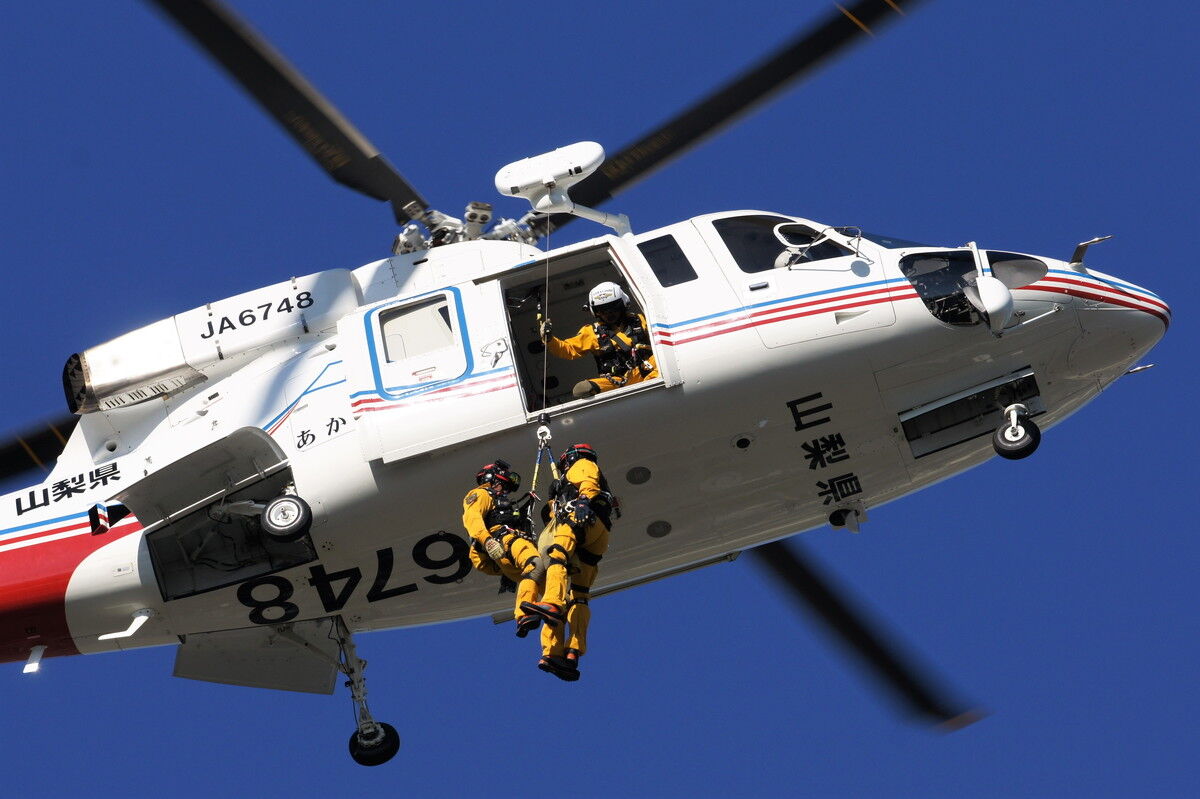 日本航空高等学校山梨 航空祭2016 飛行展示④ : Library of Skies