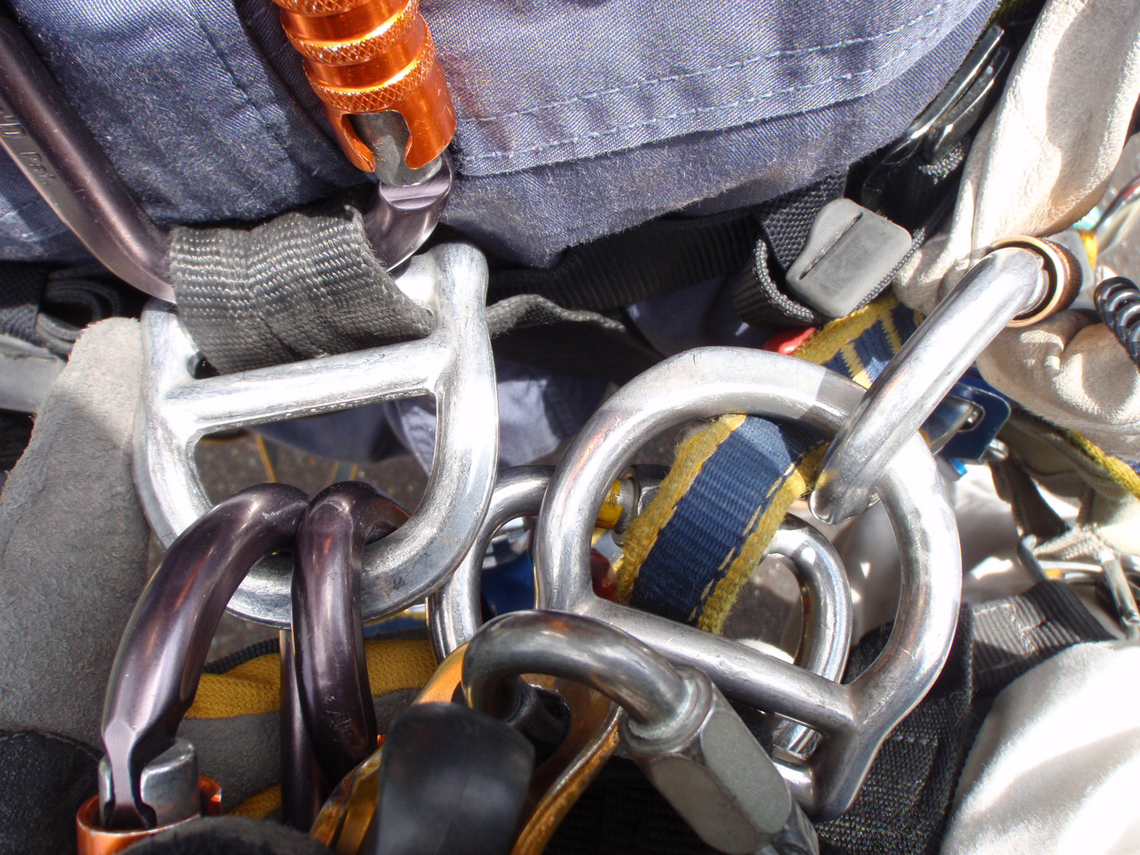 PETZL FALCON ペツル ファルコン レビュー : 特殊高所技術の広場 PETZL FALCON ペツル ファルコン レビュー : 特殊高所技術の広場