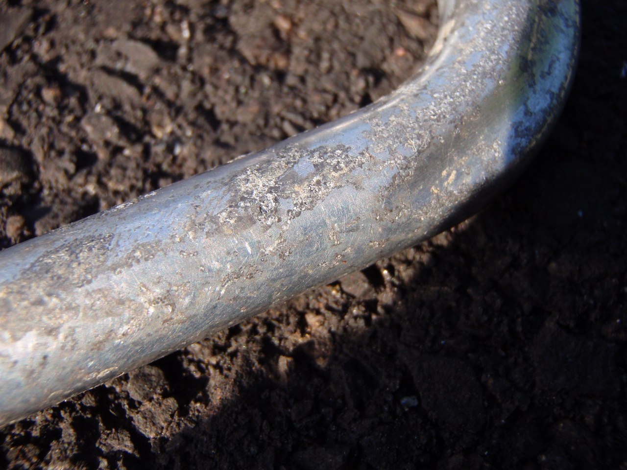 酸性のヘドロでカラビナが腐食する 特殊高所技術の広場 ロープ高所作業 ロープアクセス