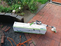 20251004GlasssBarikan