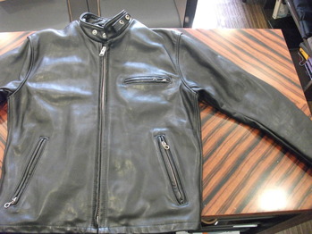 レザージャケット 『身幅~AH~袖巾つめ、マチ取り』