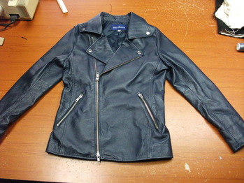 レザージャケット　『身幅～AH～袖幅つめ、肩幅詰め、上で袖丈詰め』