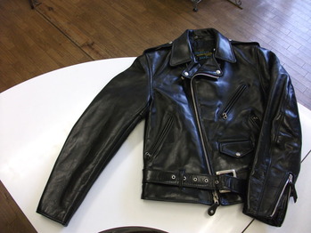 ダブルライダースジャケット 『身幅~AH~袖巾つめ&マチ取り』