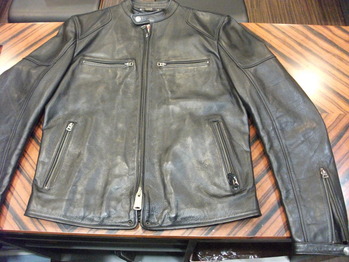 レザージャケット　『身幅～AH～袖幅つめ、肩幅詰め、上で袖丈詰め』