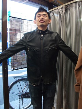 ライダースジャケット 身巾つめ アームホールつめ 袖巾つめ 着丈つめ